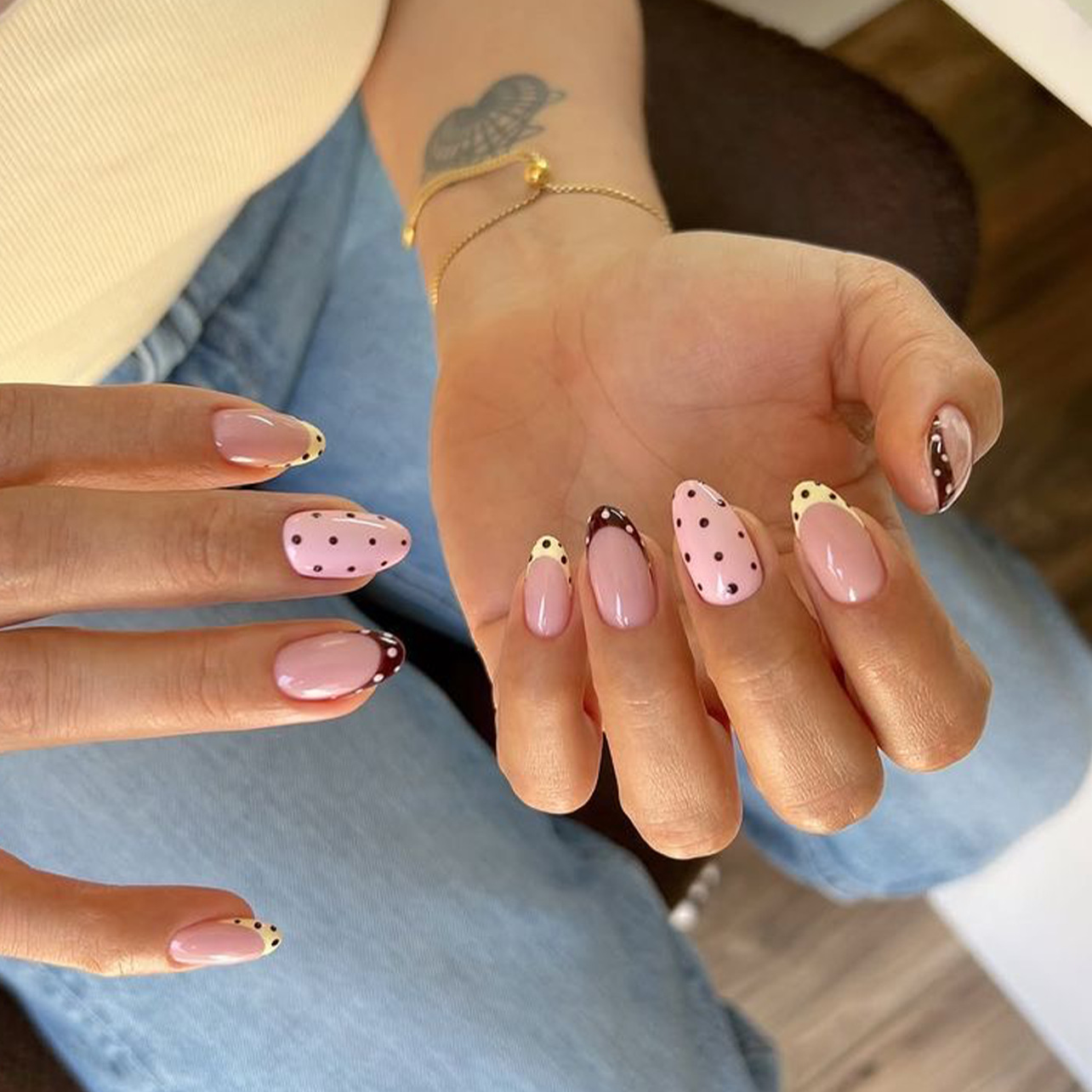 Nail Art Simple - Juego de 24 Uñas Postizas Almendradas