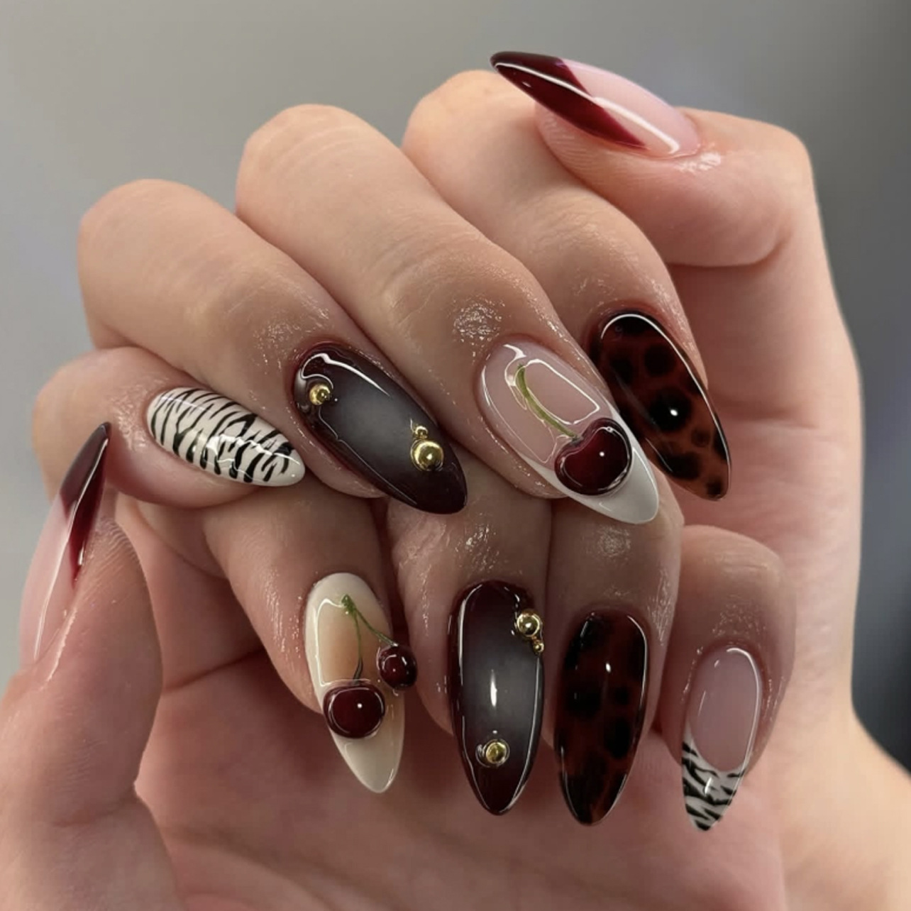 24 Uñas Postizas Color Borgoña - Nail Art Burgundy reseña y precio