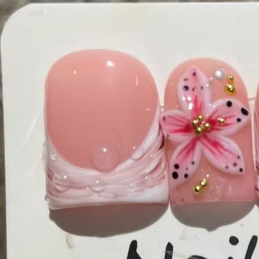 Juego de 10 Uñas Postizas Cort - Nail Art Cat Eye Pink reseña y precio