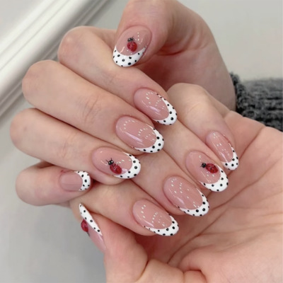 Juego de 24 Uñas Postizas Alme - Nail Art Simple reseña y precio