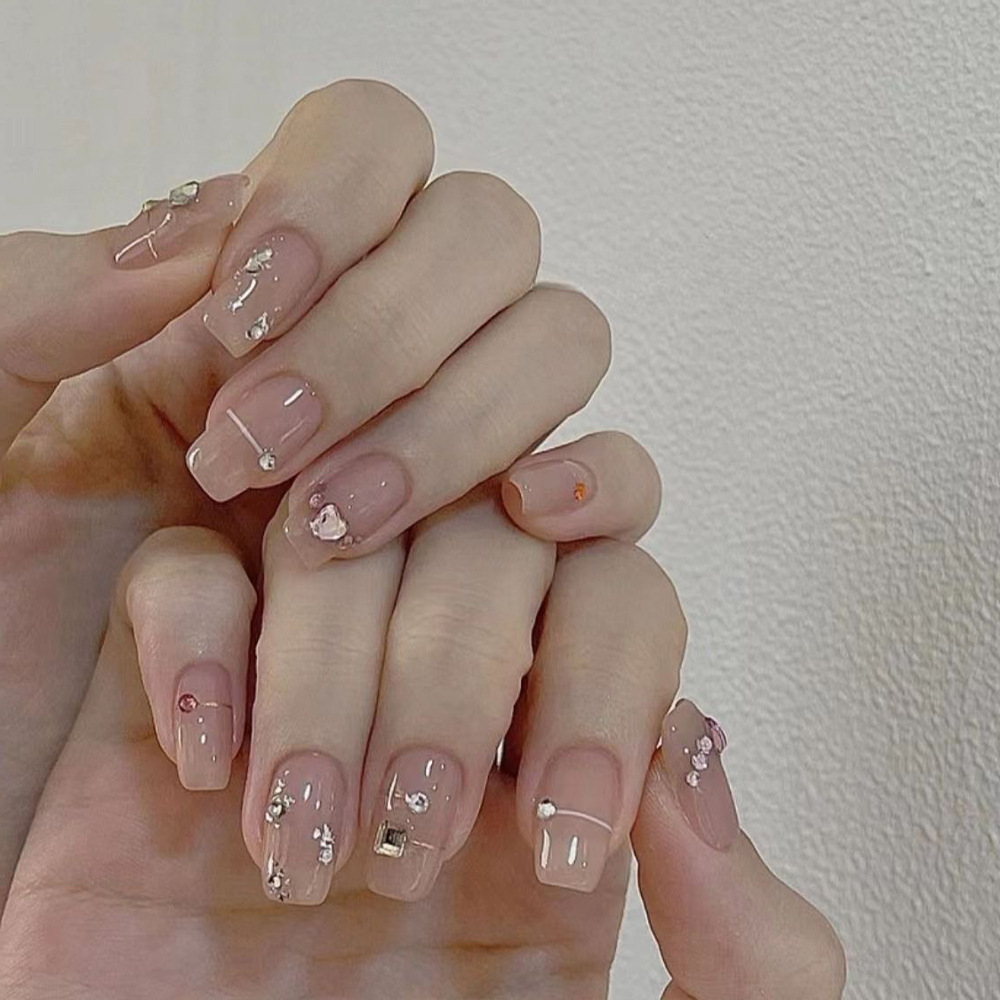 24 Uds. Uñas Postizas con Efec - Nail Art Simple reseña y precio