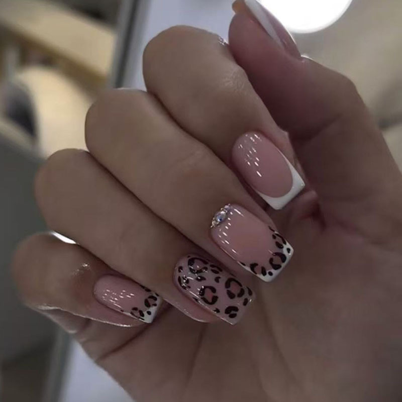 24 Uds uñas postizas terminada - Nail Art Simple reseña y precio