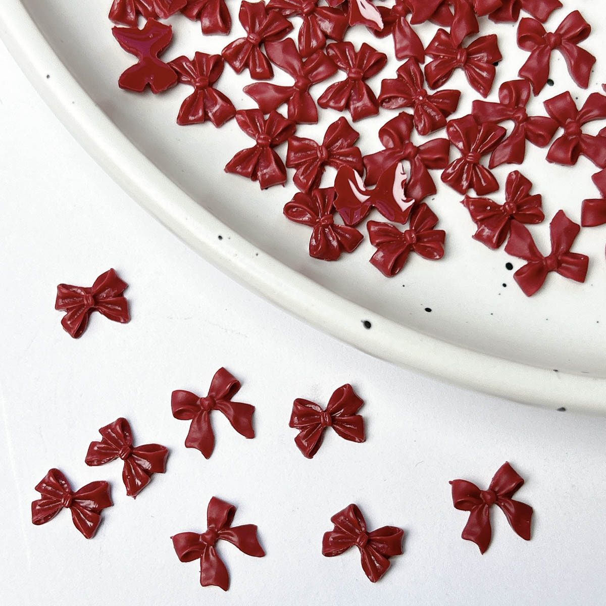 50 Uds. De abalorios para deco - Nail Art Burgundy reseña y precio